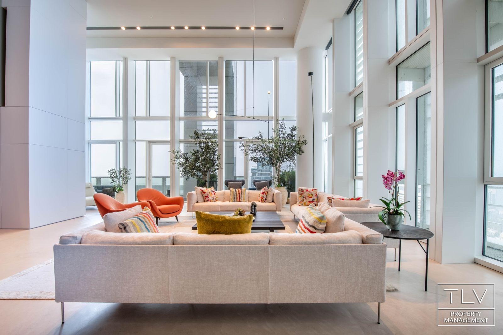 Duplex Penthouse, Rothschild Boulevard Tower